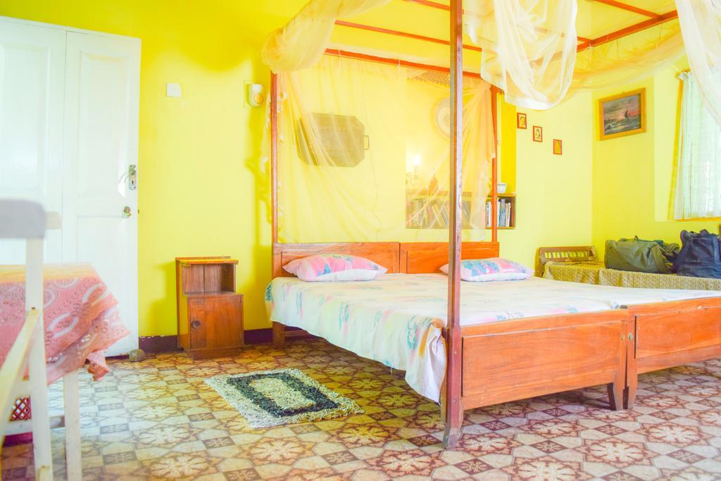 Shammie Guest House Hikkaduwa Kültér fotó
