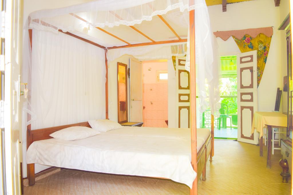 Shammie Guest House Hikkaduwa Kültér fotó