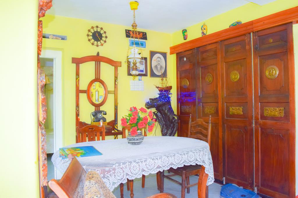 Shammie Guest House Hikkaduwa Kültér fotó