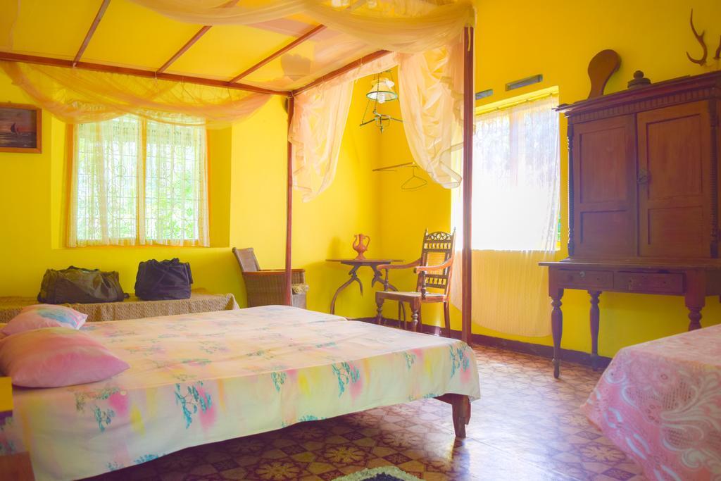 Shammie Guest House Hikkaduwa Kültér fotó