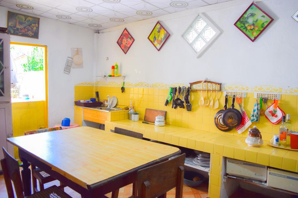 Shammie Guest House Hikkaduwa Kültér fotó